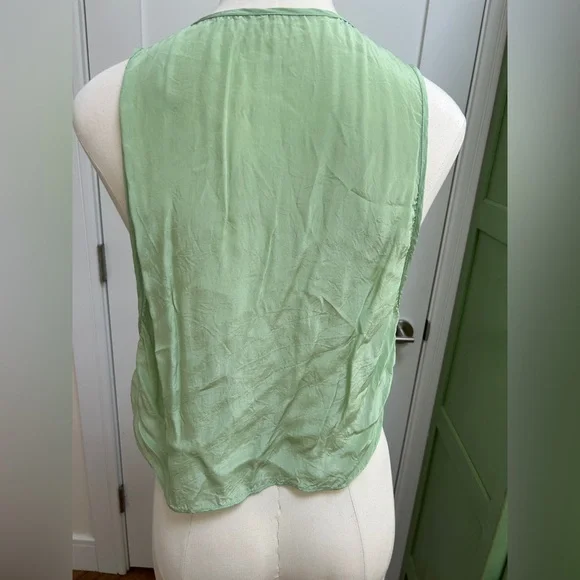 Farm Rio eyelet blouse. NWOT - Picture 11 of 11